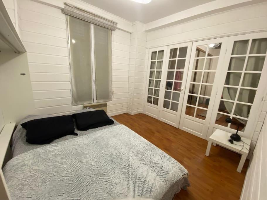 Appartamento Design Champ De Mars, 2 Pieces Quartier Tour Eiffel *